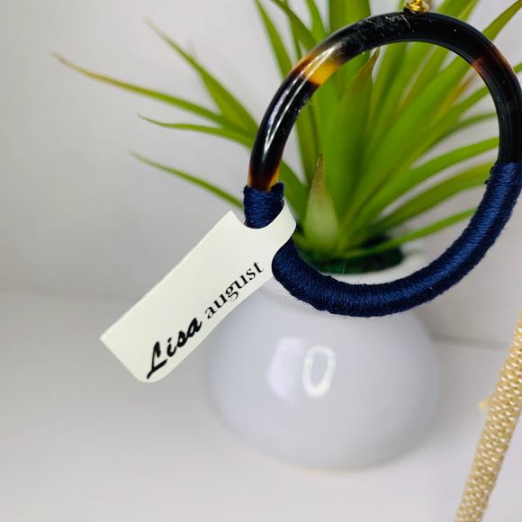 LISA AUGUST Vegan Tortoise Hoop Tokyo Earrings - Picture 4 of 5